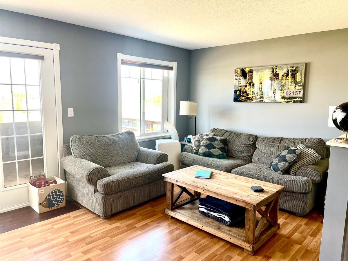 Top Floor Riverfront Condo With Stellar Sunsets! Fort Mcmurray Εξωτερικό φωτογραφία