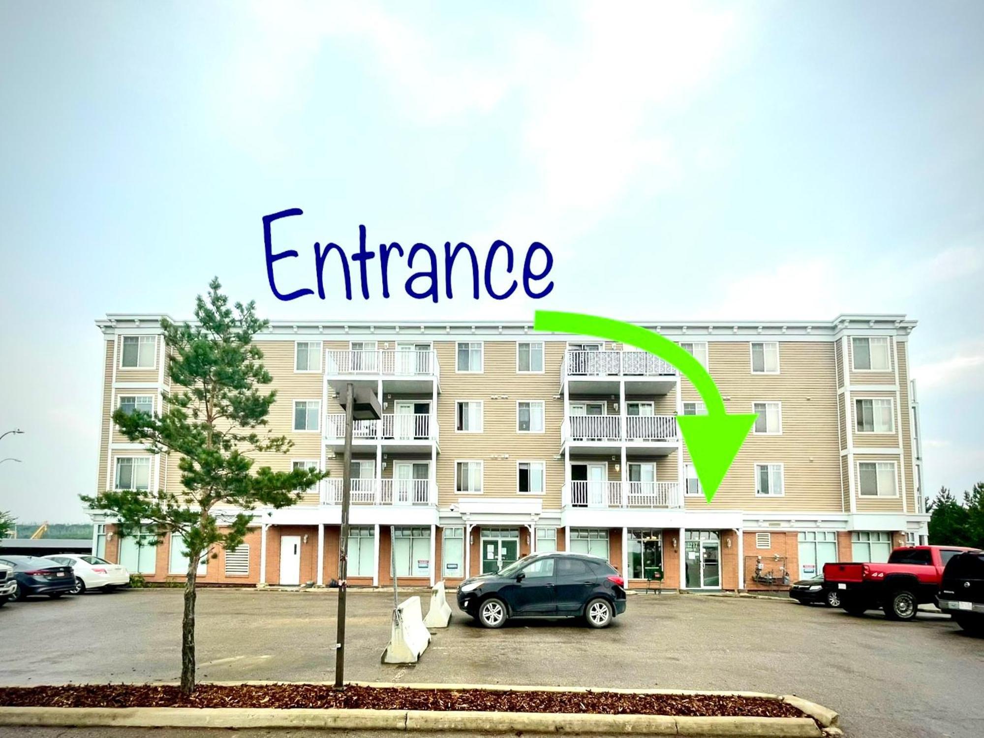 Top Floor Riverfront Condo With Stellar Sunsets! Fort Mcmurray Εξωτερικό φωτογραφία