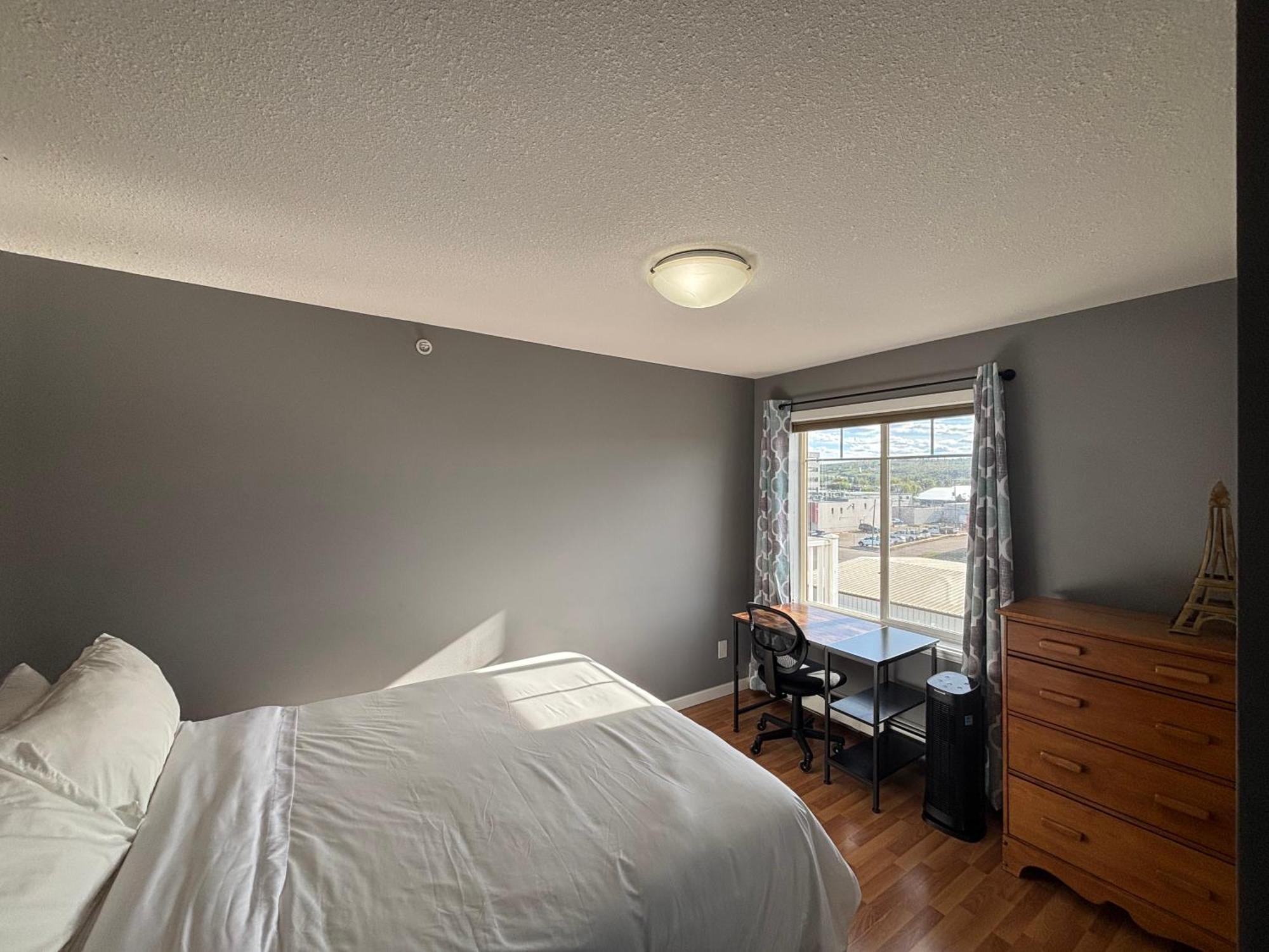 Top Floor Riverfront Condo With Stellar Sunsets! Fort Mcmurray Εξωτερικό φωτογραφία